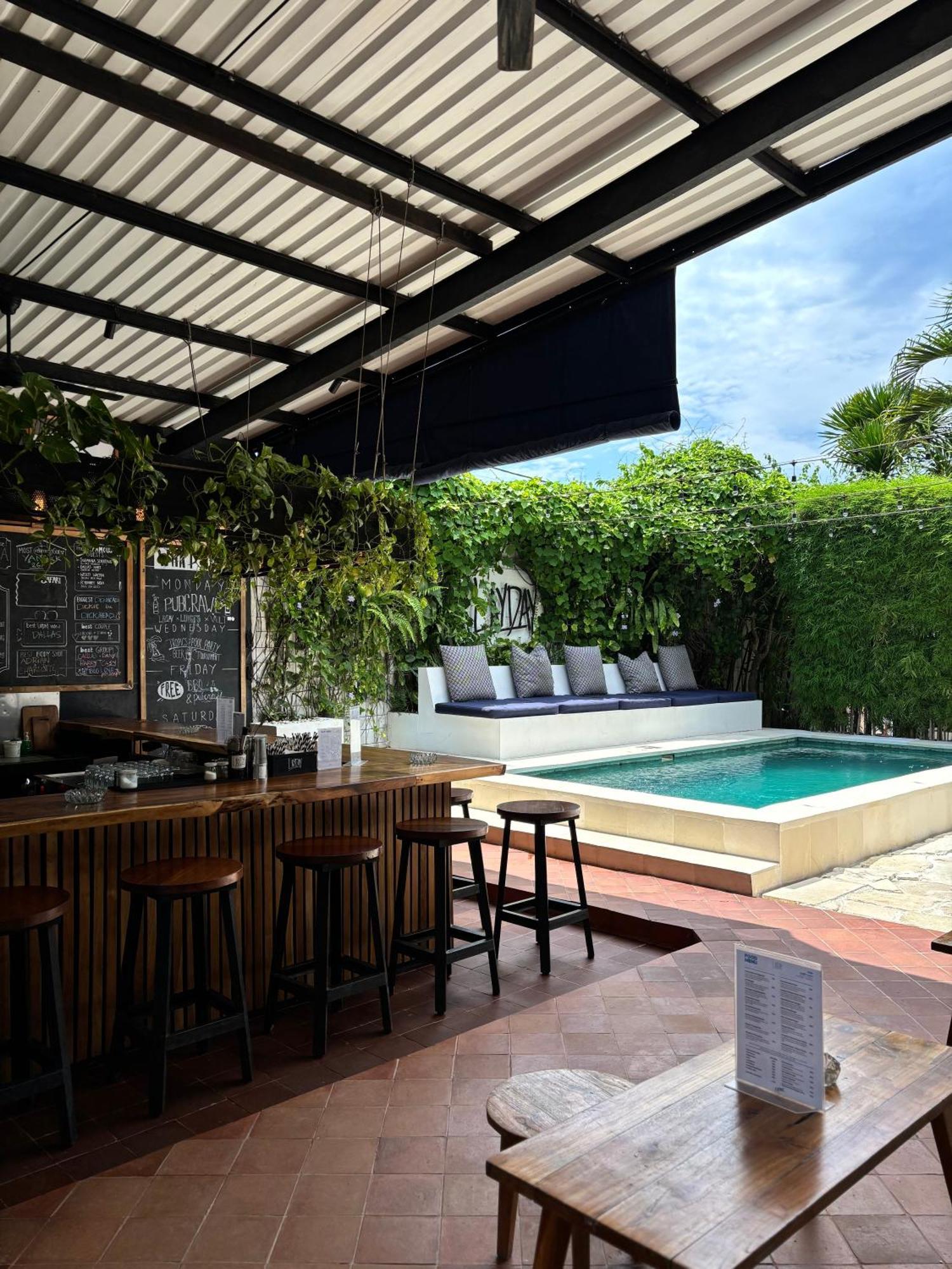 Lay Day Hostel Canggu Ngoại thất bức ảnh