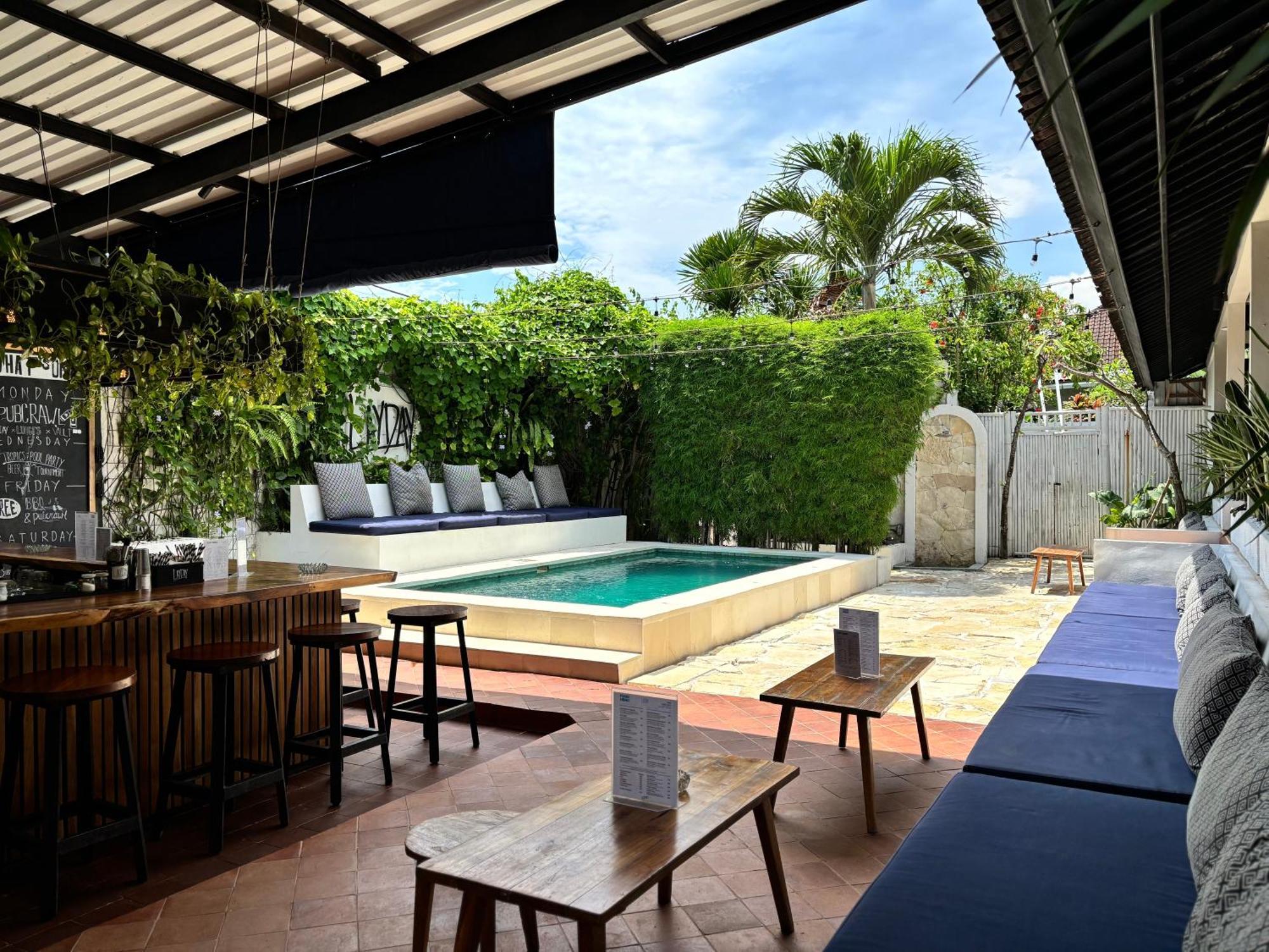 Lay Day Hostel Canggu Ngoại thất bức ảnh