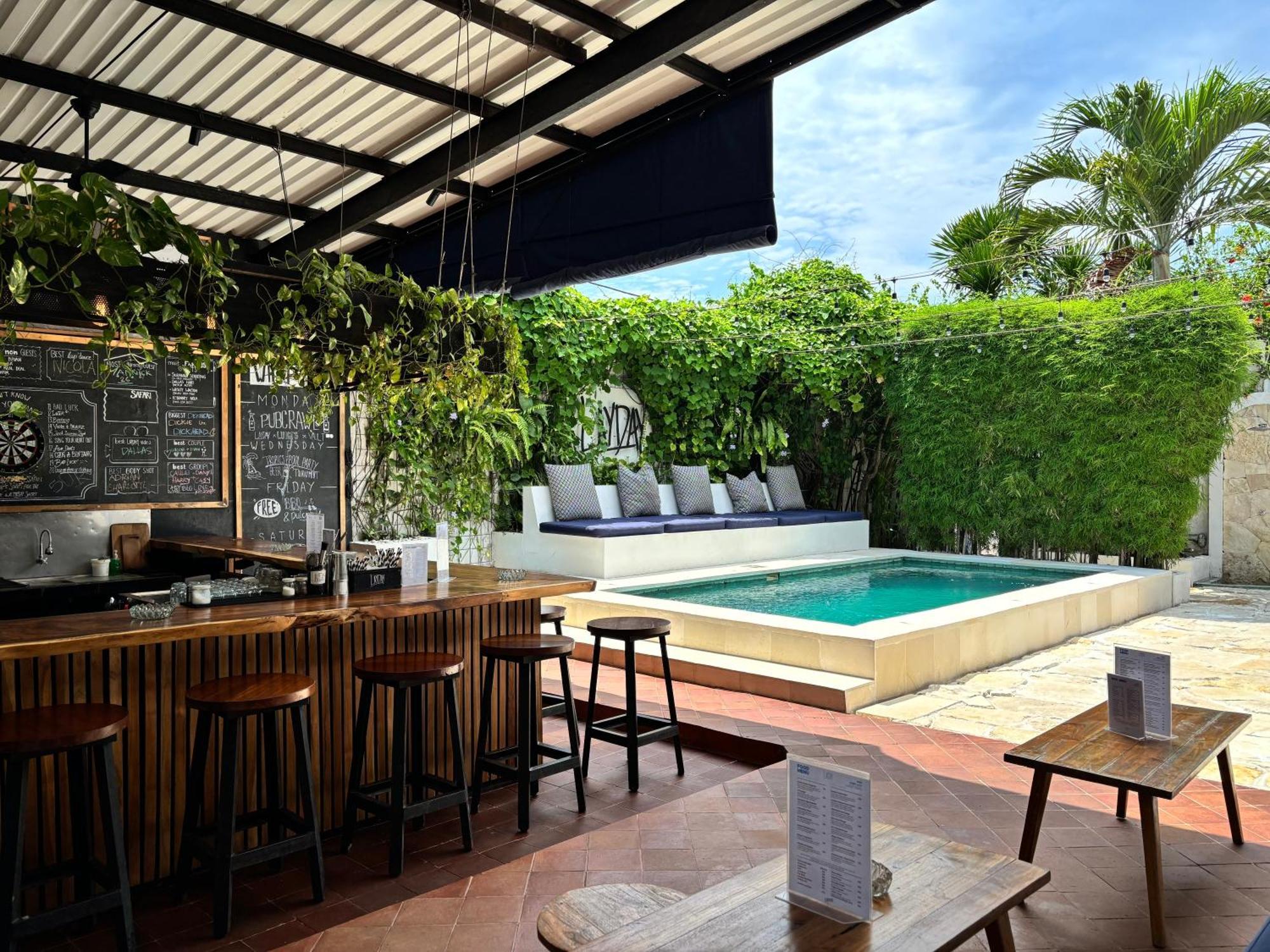 Lay Day Hostel Canggu Ngoại thất bức ảnh